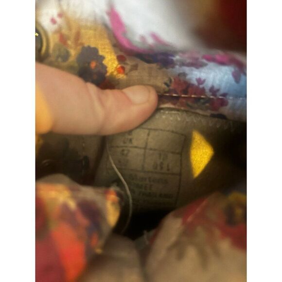 Doc Dr. martens amiee fold down boots women’s size 10 euro 42 grey and floral - Picture 6 of 7